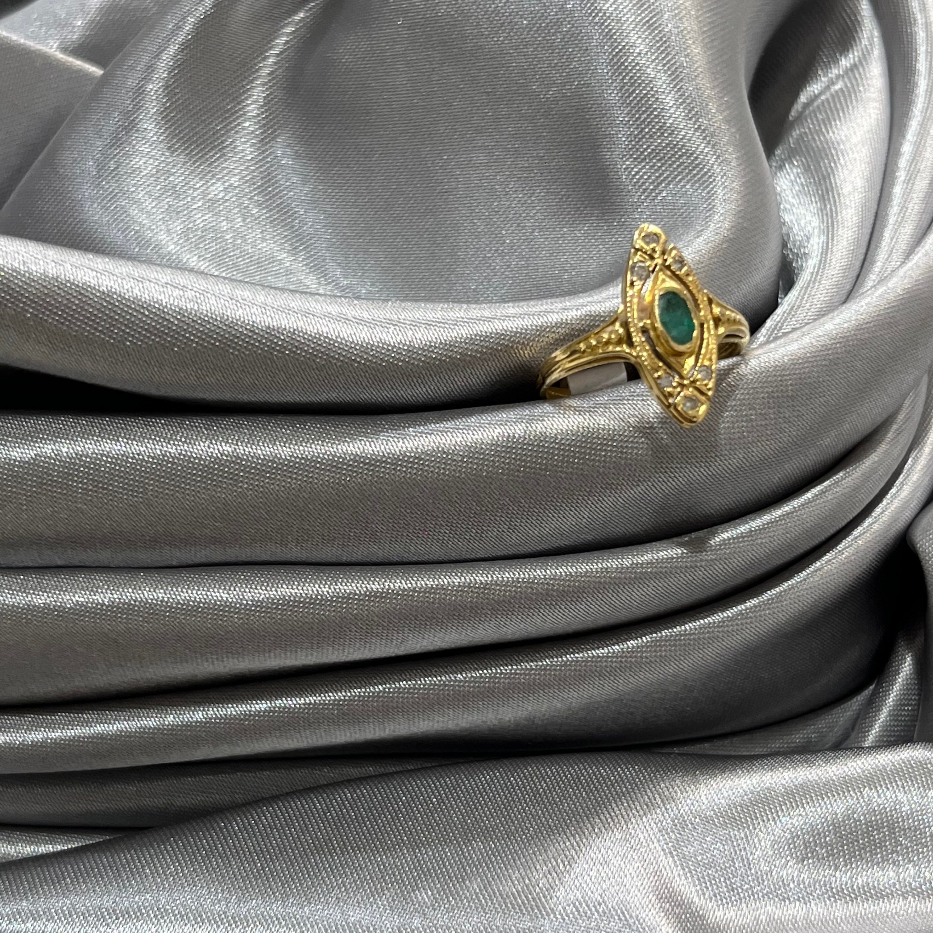 Bague Marquise Or & Émeraude